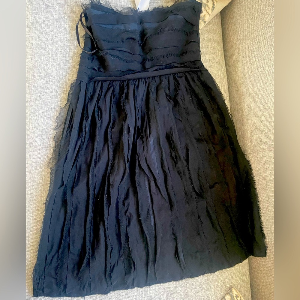 Diane Von Furstenburg size 6 black strapless dress